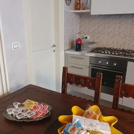 Residenza Tre Corone 펜션 비나디오